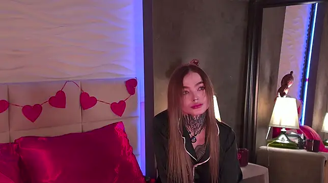 Snapshot of AriWild chatting on February 14, 3:58 am AriWild online show from February 14, 3:58 am