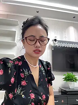 wen521 online show from October 18, 7:31 am