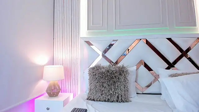 Snapshot of arlediaz1 chatting on October 3, 2:58 pm arlediaz1 online show from October 3, 2:58 pm