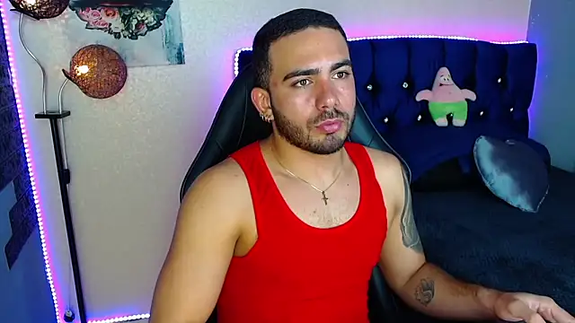 adamhairy online show from May 16, 8:18 pm