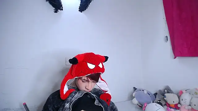 lucky stricke online show from January 18, 6:50 am