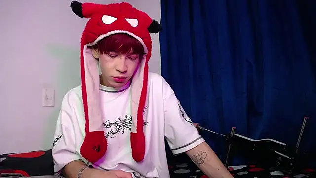 lucky stricke online show from April 1, 4:57 am