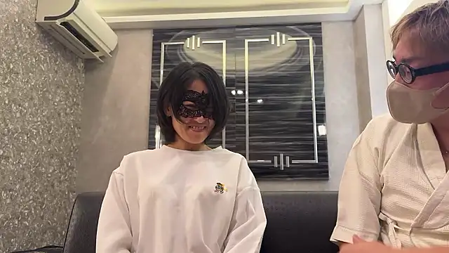 21yuri27 online show from October 2, 2:02 pm