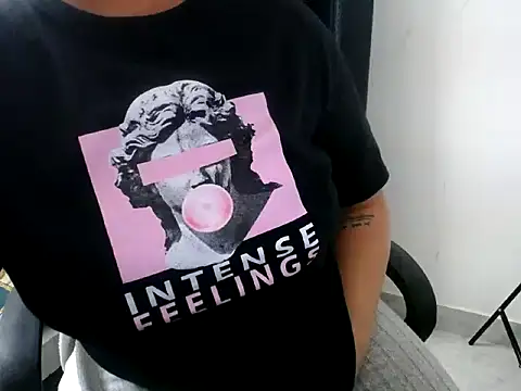 Roshi Love online show from April 16, 5:47 pm