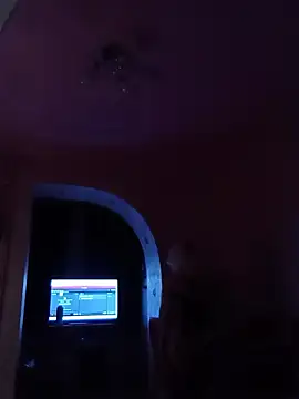 SquirtMilf00 online show from November 27, 3:41 am