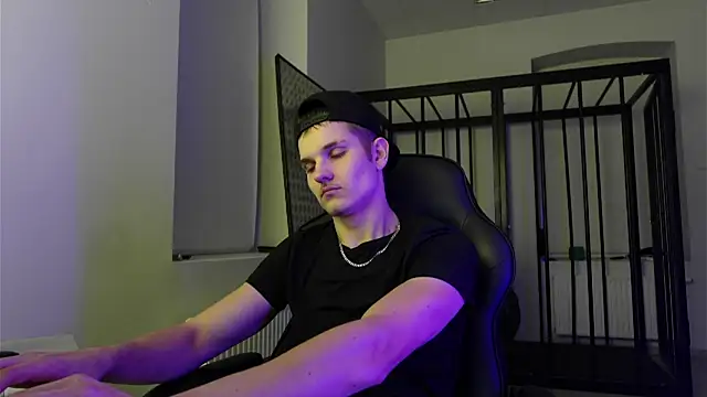 Mark Karson online show from September 26, 8:02 pm