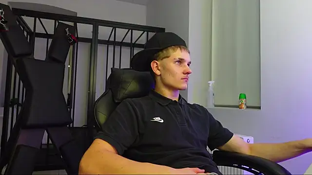 Mark Karson online show from October 19, 7:14 pm