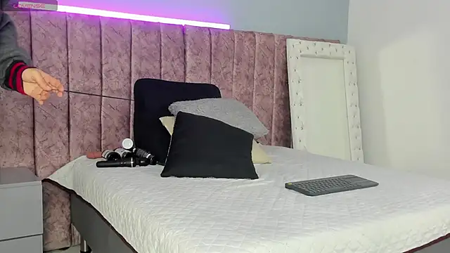  jasmine blush online show from January 9, 11:02 am