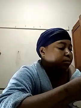 Snapshot of AcetousAbb chatting on March 18, 4:37 am AcetousAbb online show from March 18, 4:37 am