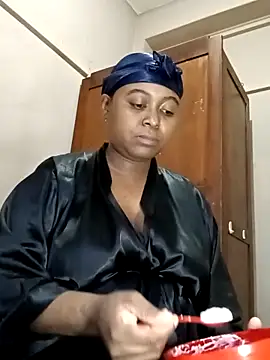 Snapshot of AcetousAbb chatting on March 25, 5:02 am AcetousAbb online show from March 25, 5:02 am