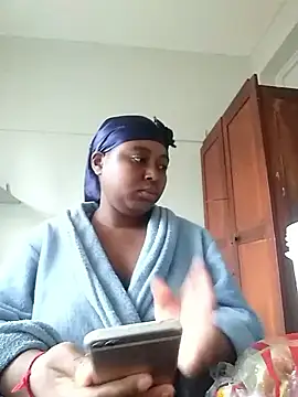 Snapshot of AcetousAbb chatting on April 2, 6:33 am AcetousAbb online show from April 2, 6:33 am