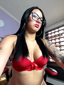 Luna-Smitt online show from September 22, 11:45 am