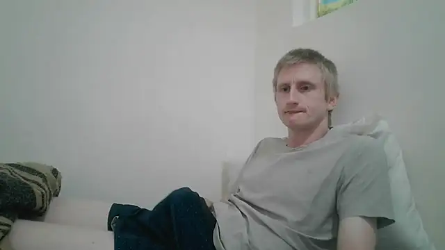 Snapshot of tcute0 chatting on May 7, 5:24 am tcute0 online show from May 7, 5:24 am