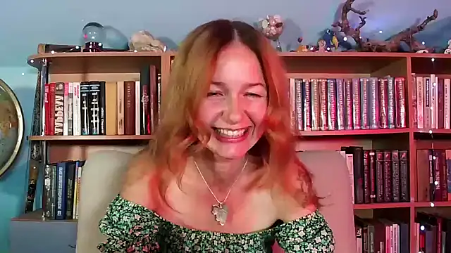 Snapshot of Foxilady357 chatting on September 9, 2:27 pm Foxilady357 online show from September 9, 2:27 pm