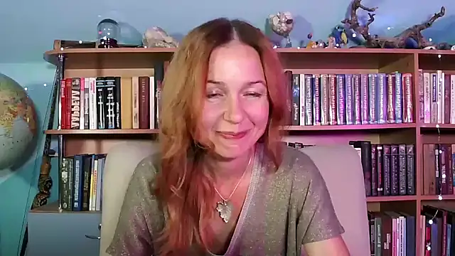 Snapshot of Foxilady357 chatting on September 19, 2:18 pm Foxilady357 online show from September 19, 2:18 pm