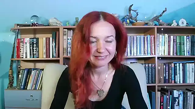 Foxilady357 online show from April 25, 1:41 pm