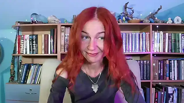 Foxilady357 online show from May 10, 1:49 pm