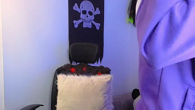 Snapshot of yulian_vasquez chatting on October 15, 12:27 pm yulian vasquez online show from October 15, 12:27 pm