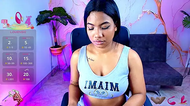 sharlottxl online show from September 24, 1:53 am