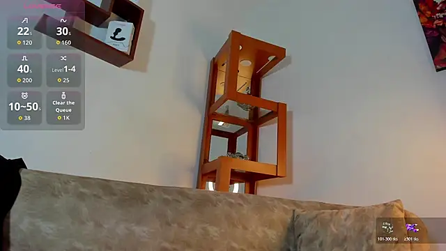 LoganTwink18 online show from November 27, 2:08 pm