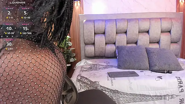 More Hott online show from October 4, 7:12 pm