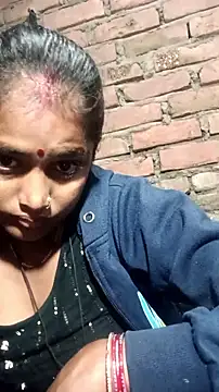 Guriya0076 online show from January 18, 8:45 pm