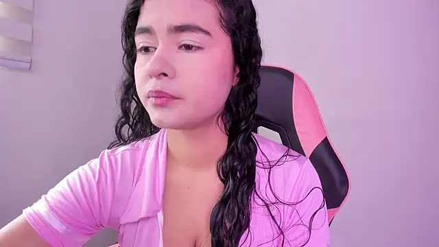 Snapshot of Arianna_Jannes chatting on March 6, 4:25 pm Arianna Jannes online show from March 6, 4:25 pm