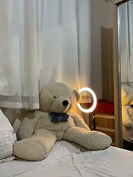 TayllorSweet  online show from May 14, 11:44 pm