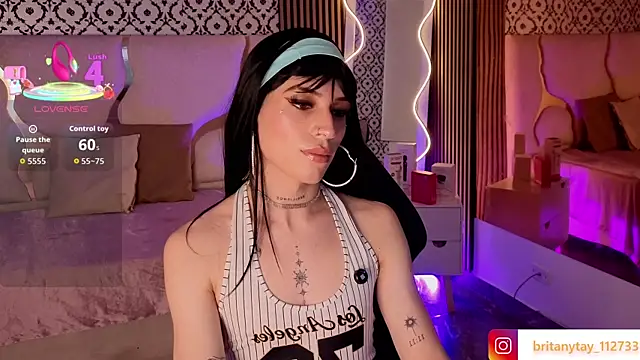 boyfox tay online show from January 18, 1:04 pm