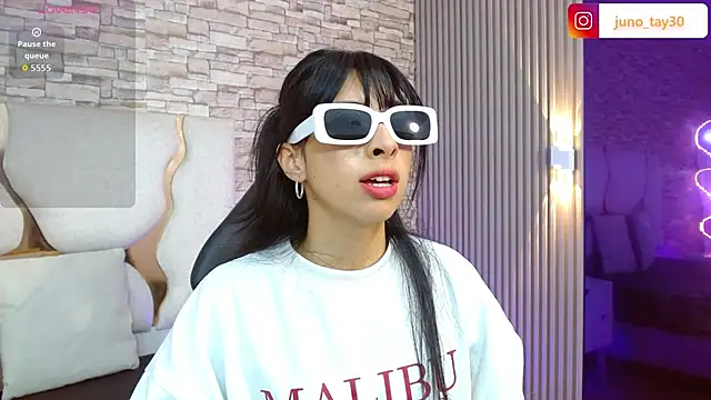 Snapshot of juno_tay chatting on October 30, 11:55 am juno tay online show from October 30, 11:55 am