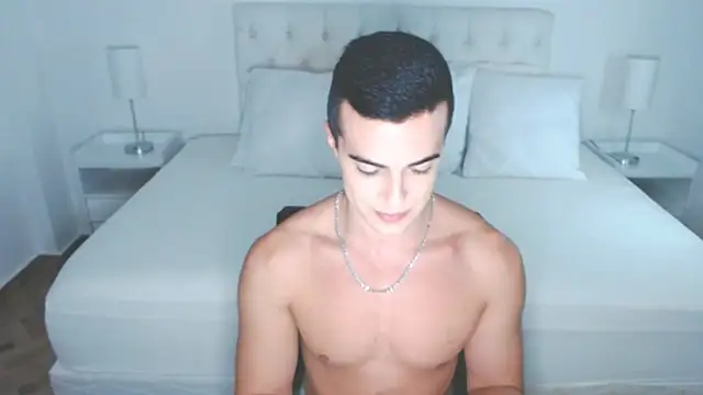 Snapshot of mr_hunterx chatting on February 20, 1:57 am mr hunterx online show from February 20, 1:57 am