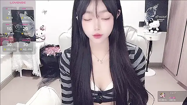 Snapshot of -EEBABY chatting on July 7, 4:00 pm -EEBABY online show from July 7, 4:00 pm