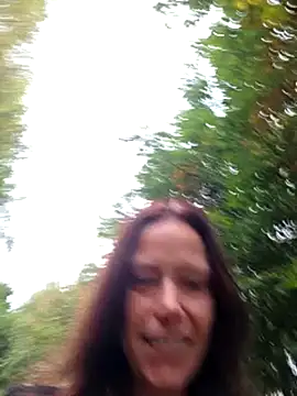 Snapshot of littleladyshelly chatting on October 11, 10:25 am littleladyshelly online show from October 11, 10:25 am