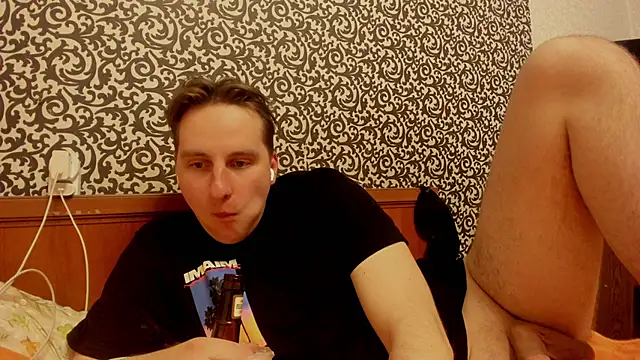 Snapshot of romiosabrino chatting on April 21, 6:55 pm romiosabrino online show from April 21, 6:55 pm