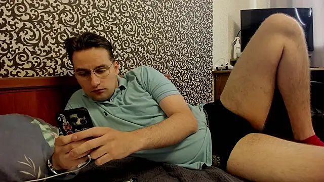 Snapshot of romiosabrino chatting on May 8, 1:16 pm romiosabrino online show from May 8, 1:16 pm
