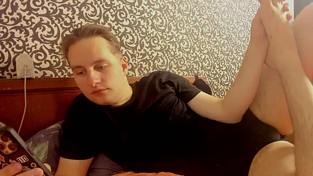 Snapshot of romiosabrino chatting on May 11, 4:04 pm romiosabrino online show from May 11, 4:04 pm