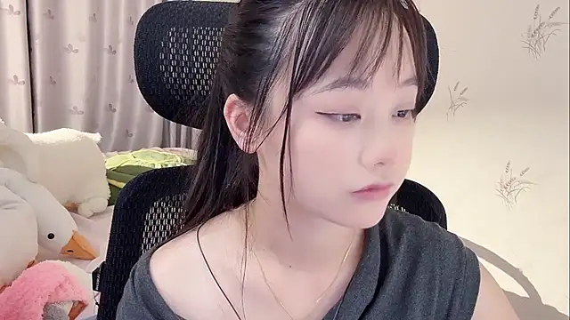 puppy-999 online show from May 21, 12:12 pm