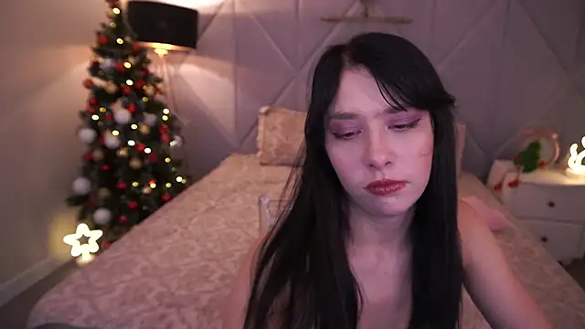 LiviaShy online show from December 14, 1:38 pm