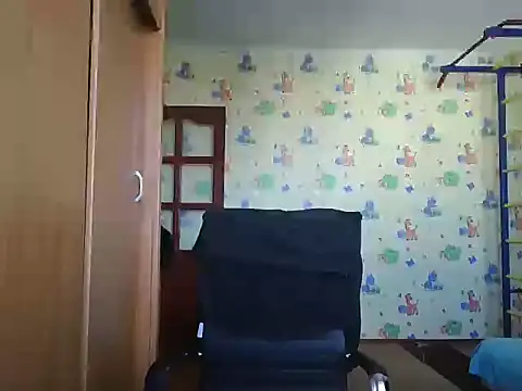 Snapshot of chiraq1945 chatting on September 20, 6:36 am chiraq1945 online show from September 20, 6:36 am