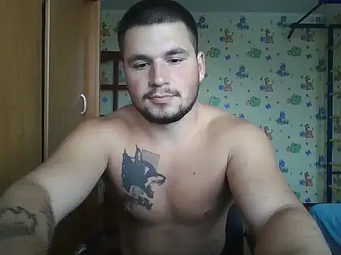 Snapshot of chiraq1945 chatting on October 2, 6:20 am chiraq1945 online show from October 2, 6:20 am