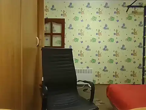 Snapshot of chiraq1945 chatting on October 17, 5:48 pm chiraq1945 online show from October 17, 5:48 pm