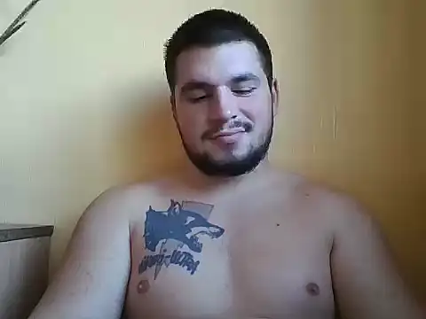 Snapshot of chiraq1945 chatting on November 2, 7:00 am chiraq1945 online show from November 2, 7:00 am