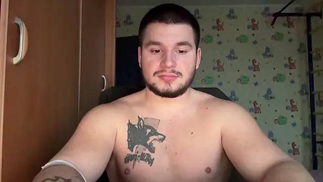 chiraq1945 online show from December 22, 1:41 pm