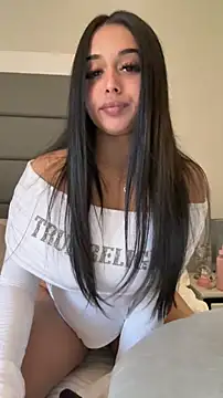 LilMisIndianx online show from March 11, 9:26 am