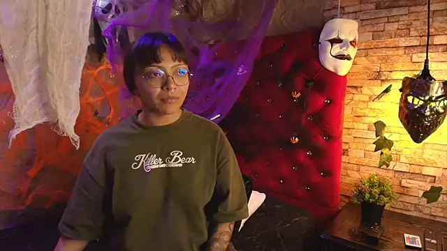 Victoria Thompson1 online show from October 30, 8:42 pm