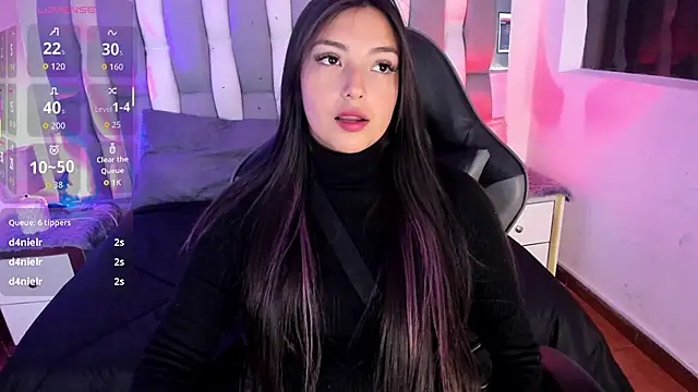 Adaara Rey online show from October 20, 7:47 pm