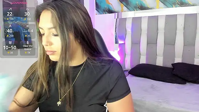 Adaara Rey online show from March 18, 7:39 pm