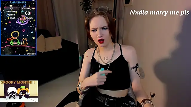 Snapshot of Dilara_xBaby chatting on October 18, 2:29 pm Dilara xBaby online show from October 18, 2:29 pm