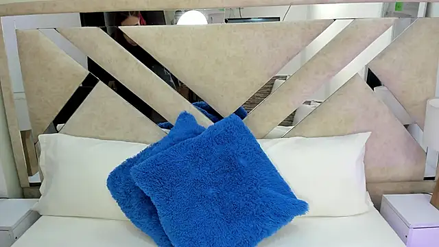 Snapshot of ximena_vasquez8 chatting on January 10, 3:08 am ximena vasquez8 online show from January 10, 3:08 am