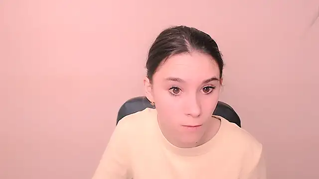 Snapshot of RosaRay_ chatting on October 29, 7:43 am RosaRay  online show from October 29, 7:43 am